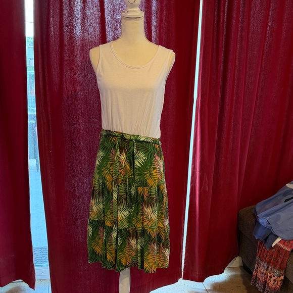 Dresses & Skirts - Tropical Print Mid-Length Women's dress - Green Palm